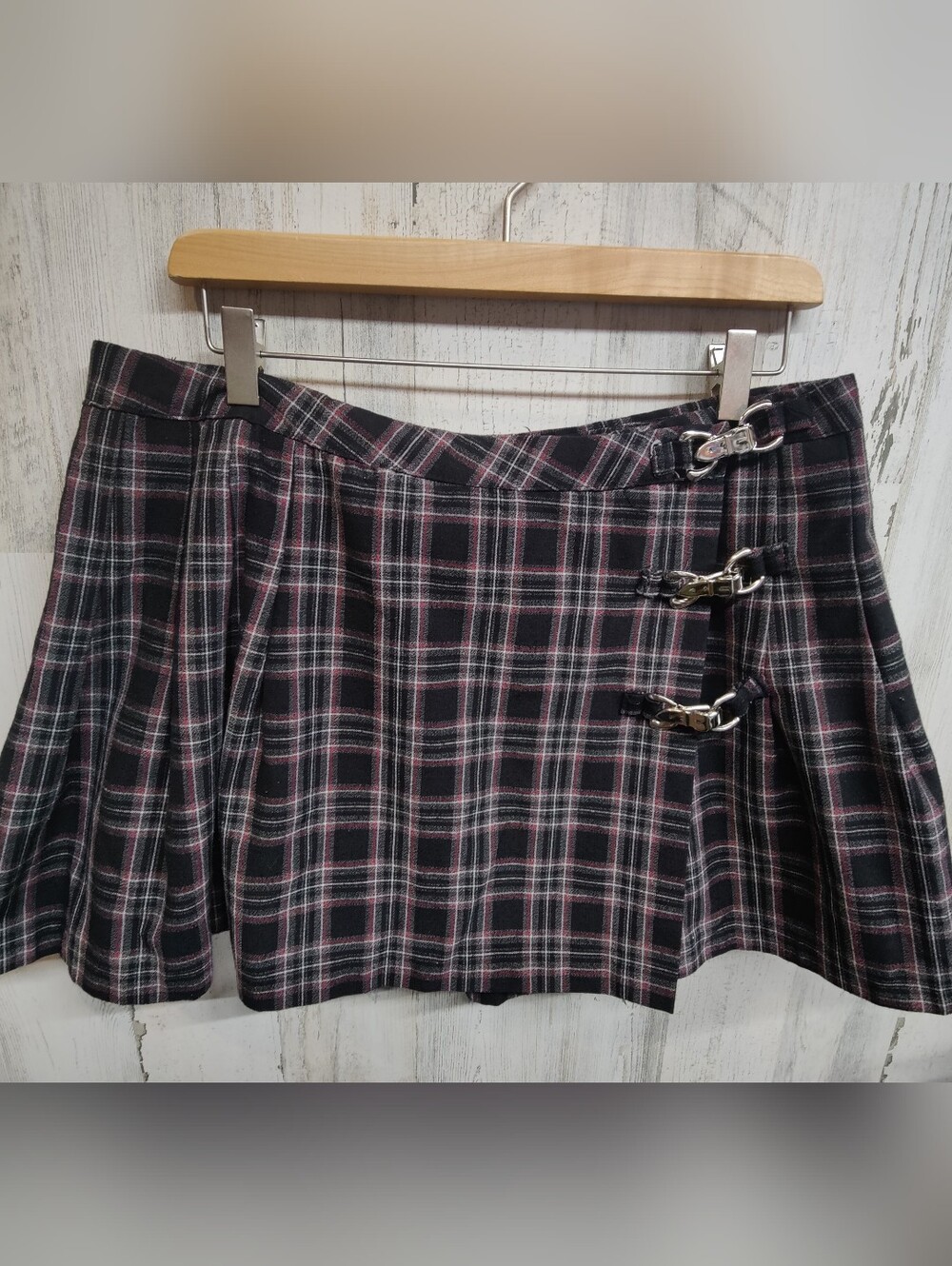 VTG Rave Stretch Plaid Buckle Mini Skirt Pleated Jr Women's Size 15 XL Goth